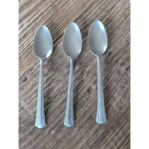 Rogers International Deluxe Silverplate Gracious Soup Spoons 6" Set Of 3